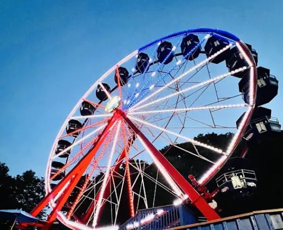 Lake Compounce Campground