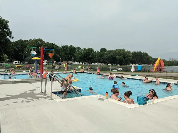 Hickory Grove Lake RV Park 1