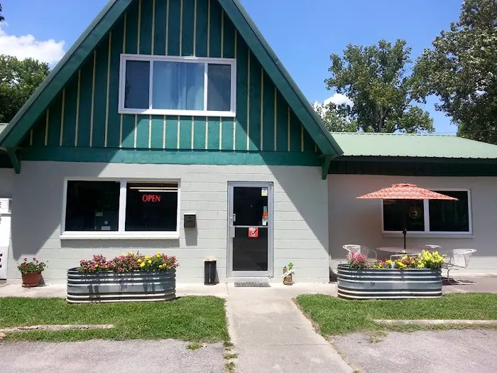 White River Campground & Cabins 4