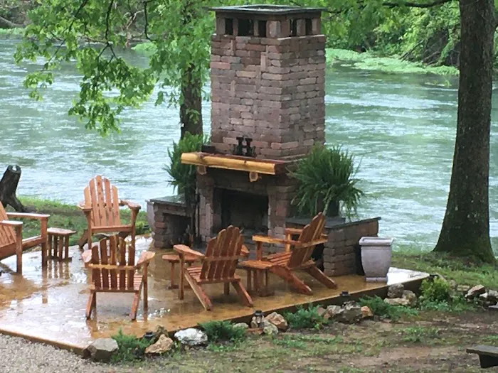 Mammoth Spring Retreat 0