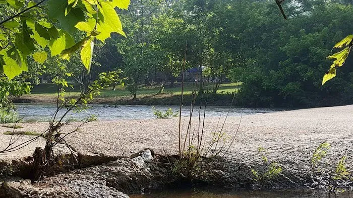 Shade Tree Resort 2