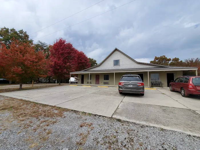 Bledsoe Forest Campground and Apartment Rentals 3