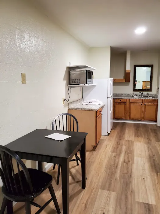 Bledsoe Forest Campground and Apartment Rentals 6