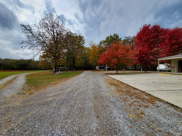 Bledsoe Forest Campground and Apartment Rentals 9