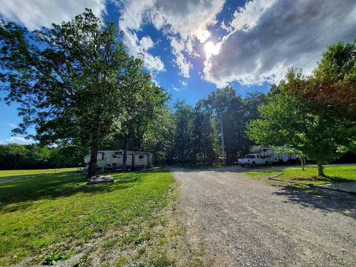 Bledsoe Forest Campground and Apartment Rentals 2