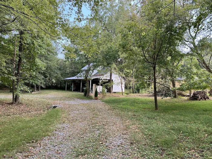 tiny HOUSE CAMPGROUND 0
