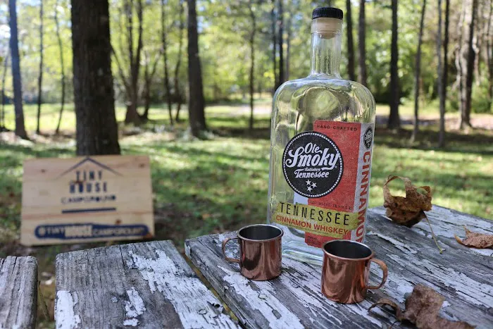 tiny HOUSE CAMPGROUND 5
