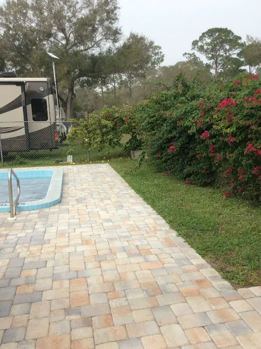 Sunnier Palms Nudist Park and Campground 3