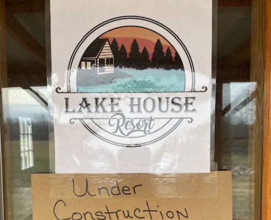 Lakehouse Resort & Event Center LLC