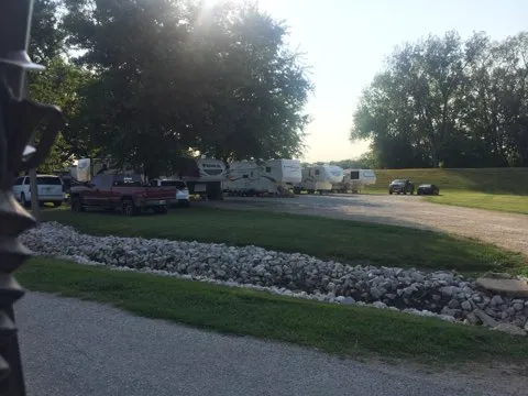 Illinois River Campground 0