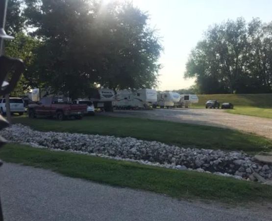 Illinois River Campground