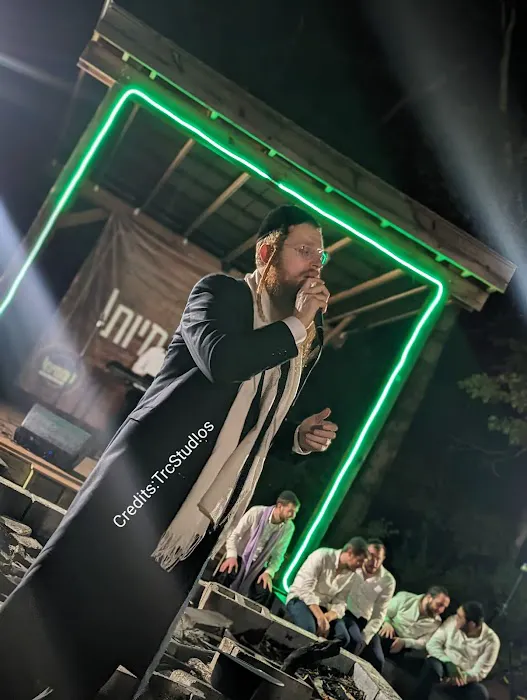 Camp komimiyus Picture 1