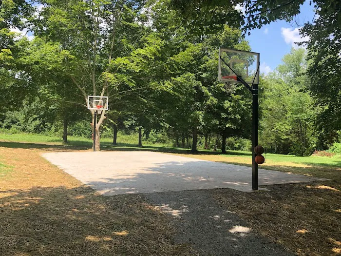 Lebanon / Cincinnati NE KOA Holiday 8