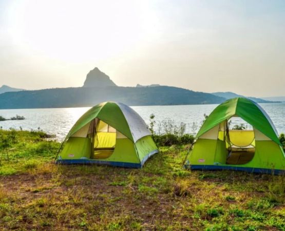 Camping Near Sandy Beaches with Stunning Sunset Views for an Unforgettable Experience
