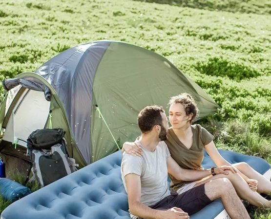 Choosing the Best Inflatable Mattresses for Camping in the USA: Comfort Meets Convenience