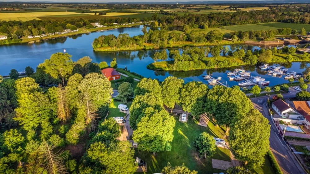 Discover the Best Family-Friendly Lakeside Camping Sites for Your Next Outdoor Adventure