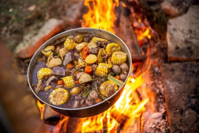 Delicious and Easy Campfire Recipes for US Camping Trips