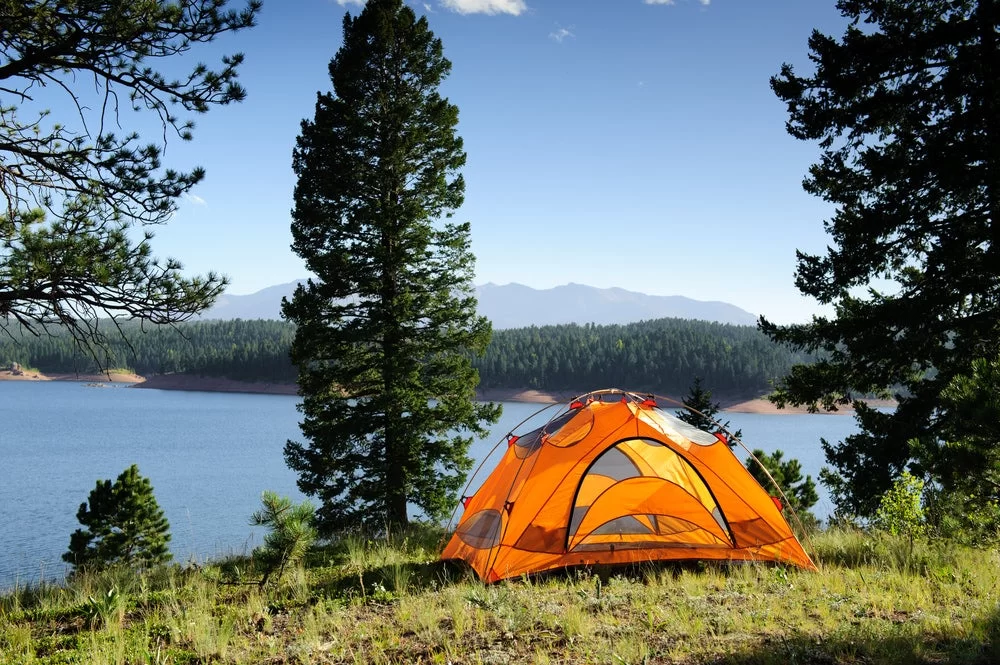 Camping Near Quiet Lake Shores with Fishing Access for the Perfect Outdoor Escape