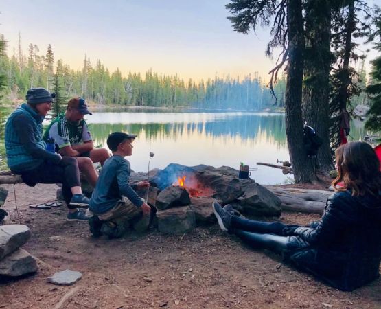 Top Family-Friendly Lakeside Camping Locations for Memorable Outdoor Adventures