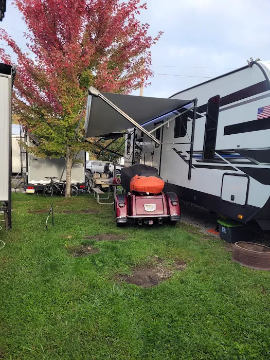 Mountain Pines Campground 9