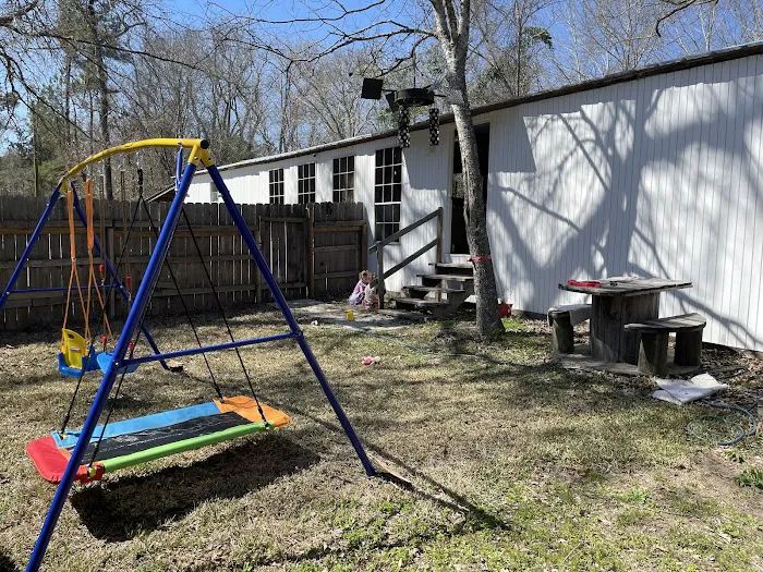 Lil o aces , Creekside Bunkhouse & Campground 6
