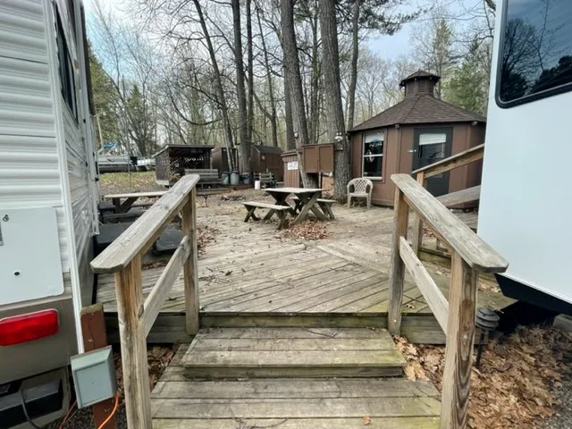 Lincolnwood Resort & Bar 1