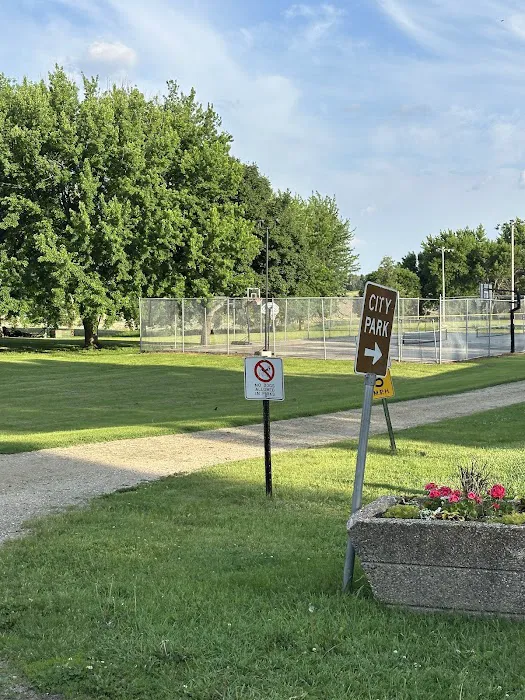 Hardwick Campground and Park 8
