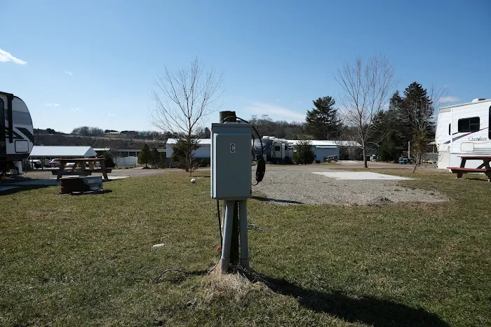 Don Huey Country Campground 5