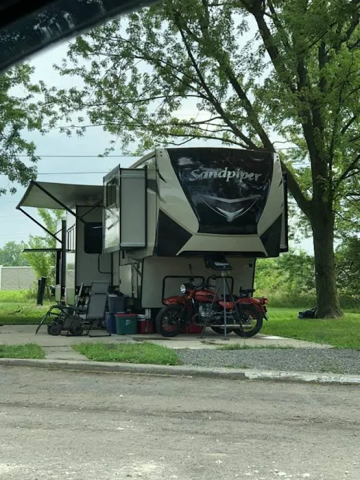 Maplewood RV 1