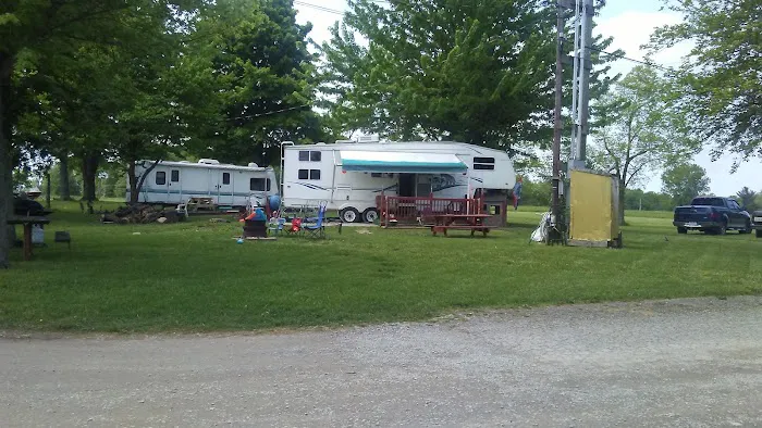 Robin's Nest Family Campground 9