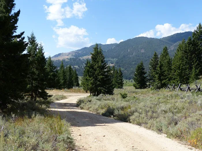 Mill Creek Trailhead & Campground 5