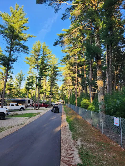 Evergreen Campsites & Resort 8
