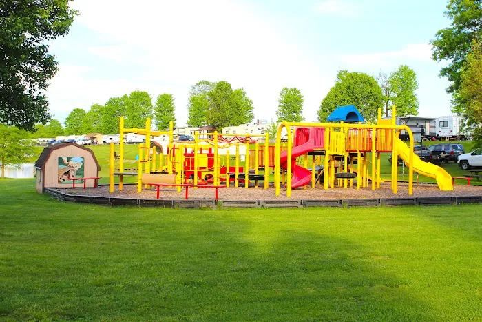 Lazy Dog Camp Resort & Pay Lake 4