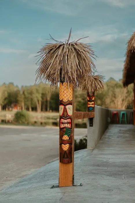 Tipsy Tiki Bar 5