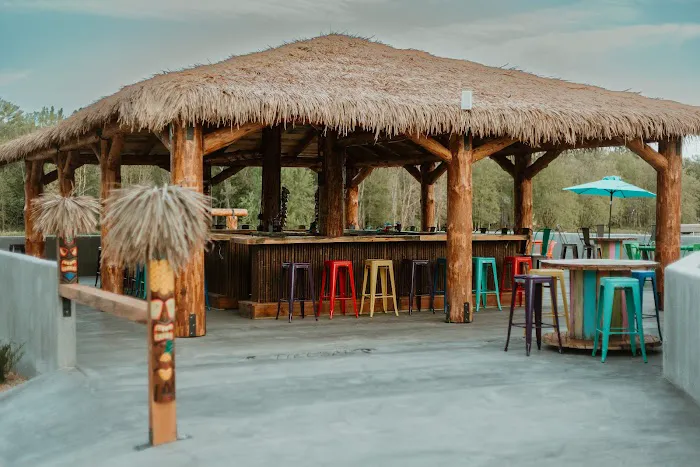 Tipsy Tiki Bar 3