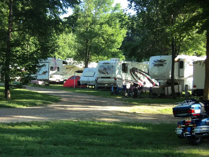 Hixton / Alma Center KOA Holiday 1