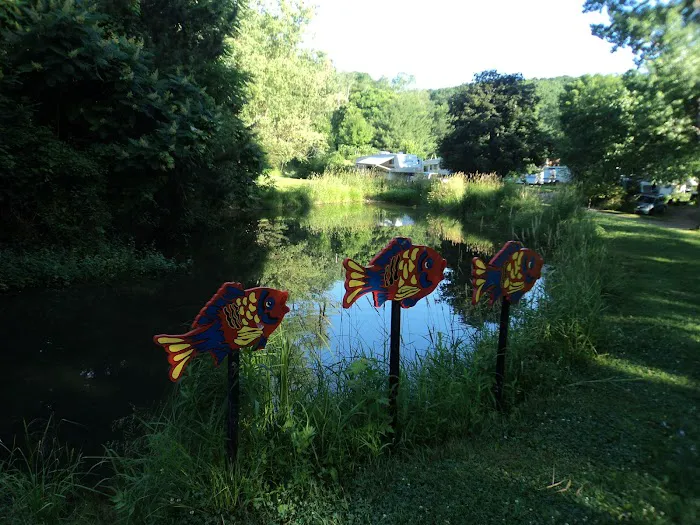 Hixton / Alma Center KOA Holiday 8