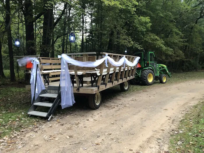 Rose's Enchanted Forest Camp Ground 0