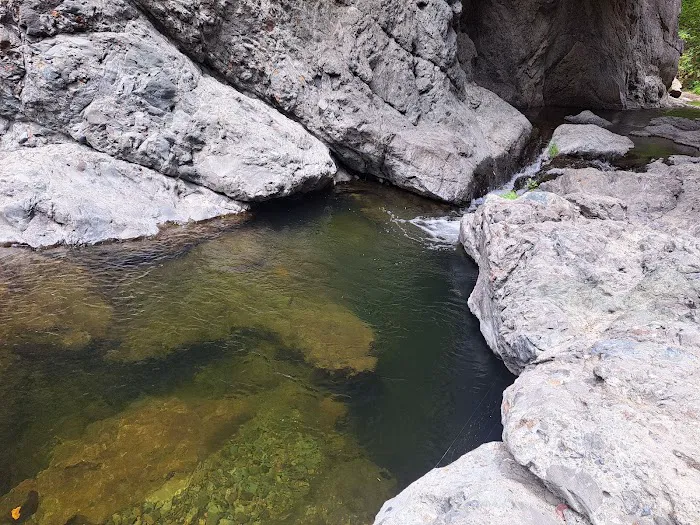 Hole in the wall 7