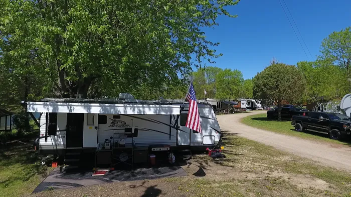 Adventure Bound Camping Resorts - Beaver Trails 9