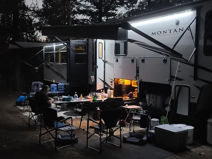 Horseshoe Cienega Lake Campground 2