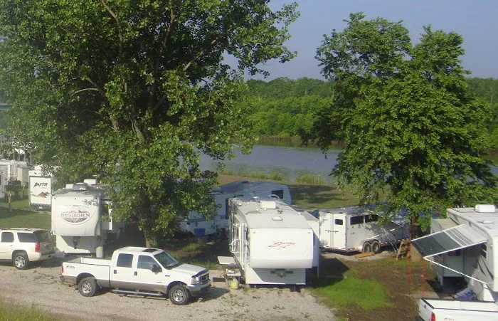 Kaskaskia River Camping & RV Park 0