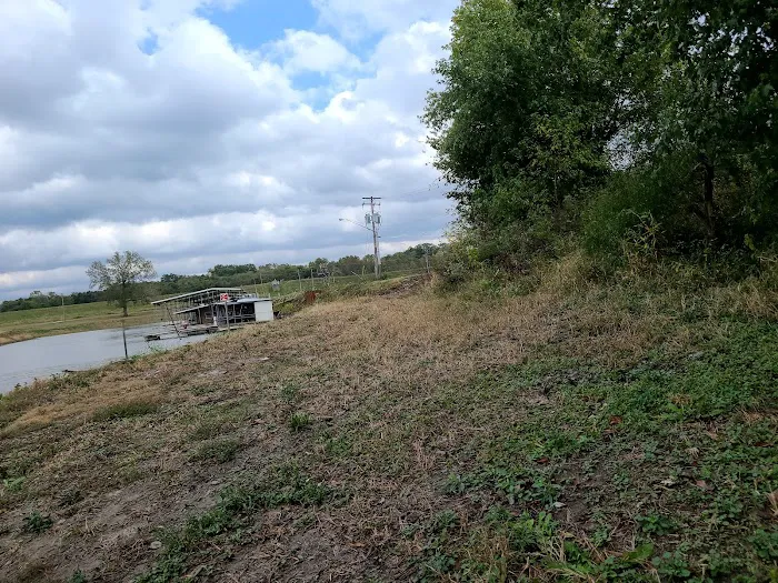 Kaskaskia River Camping & RV Park 7