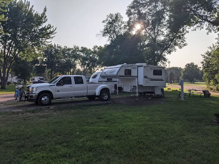 Madelia Campground at Watona Park 1