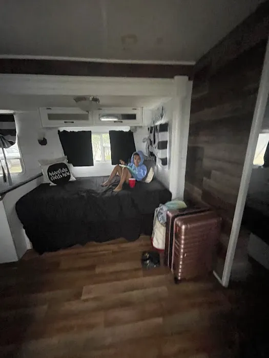 Luxury Camper Rentals 0