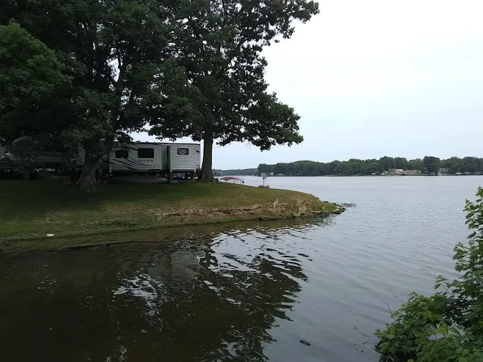 Lake Mattoon Campground & Marina 0
