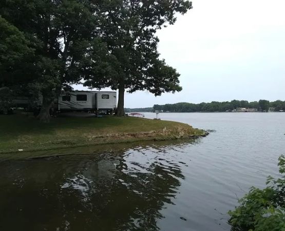 Lake Mattoon Campground & Marina