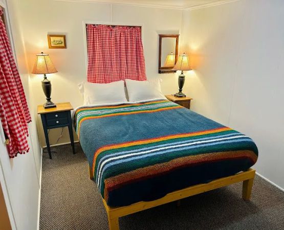 Lundy Lake Resort