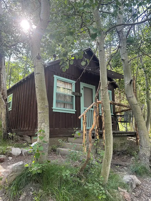 Lundy Lake Resort 6