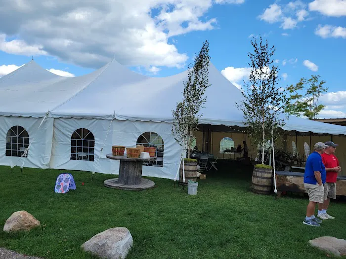 Holly Wood Hill Camping & RV and Crandon Saloon Event Center 3